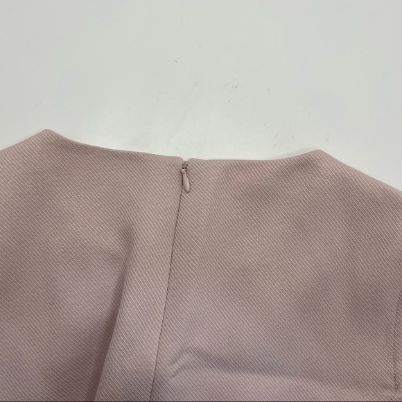 Anne Klein - Seam-Waist Sheath Dress - Picture 3 of 8